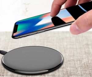 10W Ultra-thin Qi Wireless Fast Charger for iPhone / Samsung